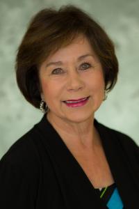 Elaine Hollins