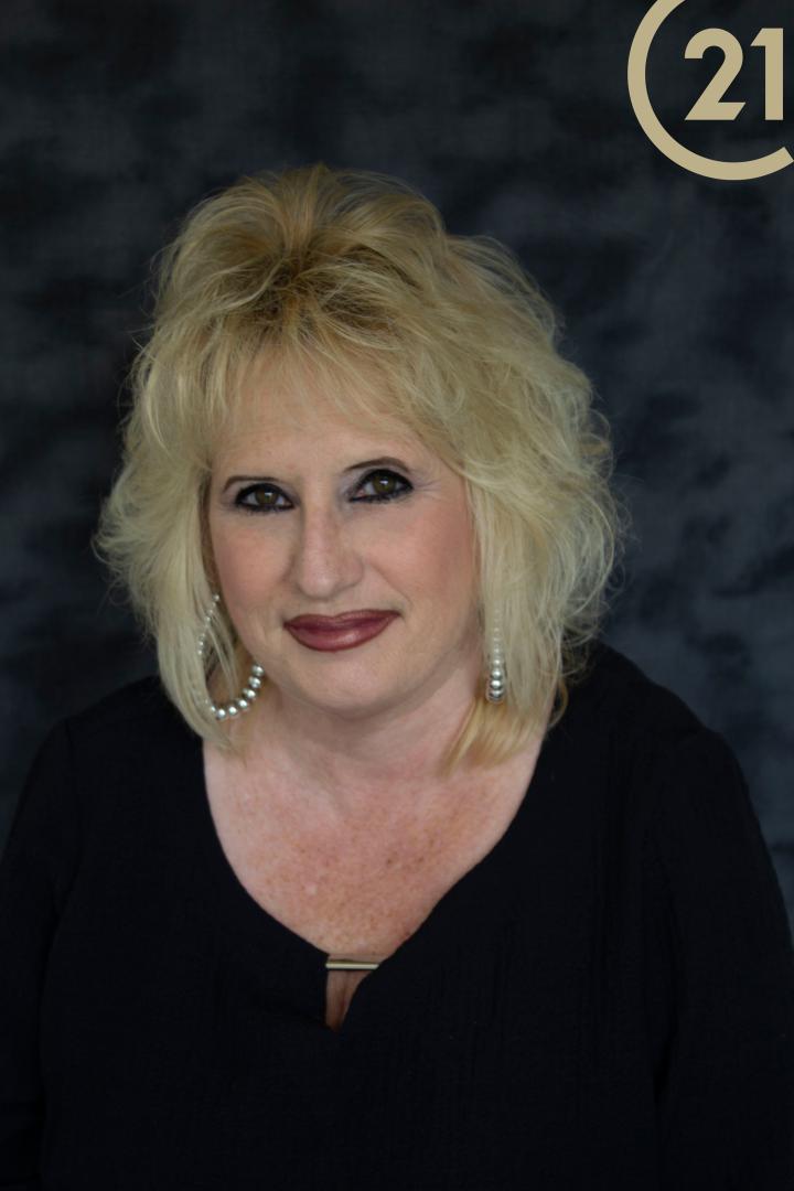 Lynn Smith