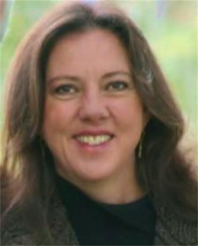 Joanne Peters
