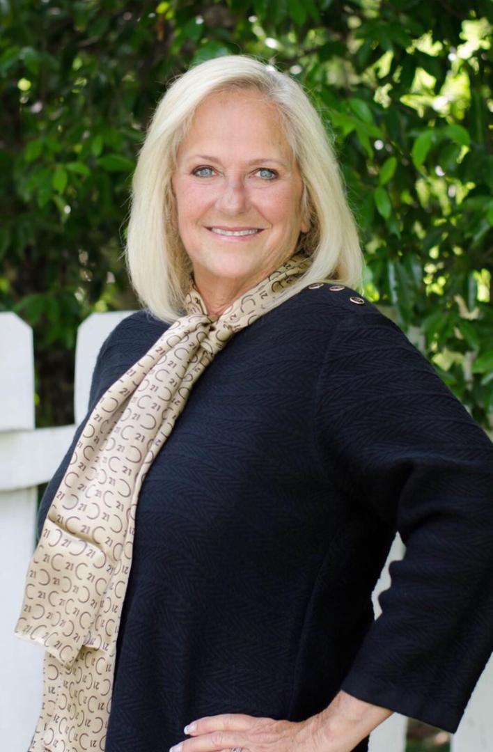 Connie Farmer