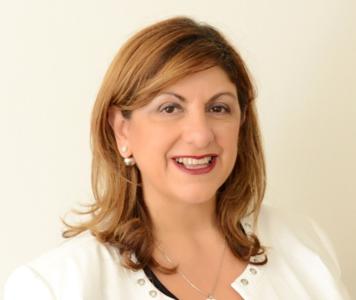 Fay Petrou