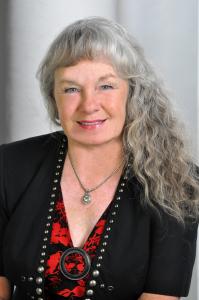 Lynn Carlton