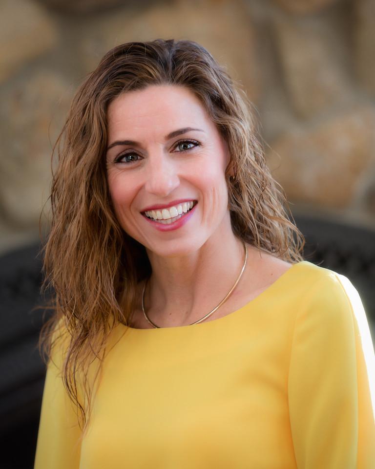 Gina Kelchner