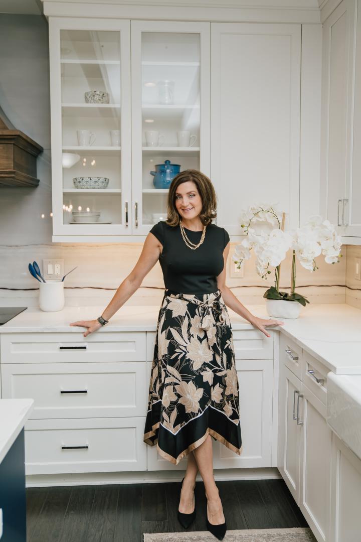 April Todd, Associate Broker