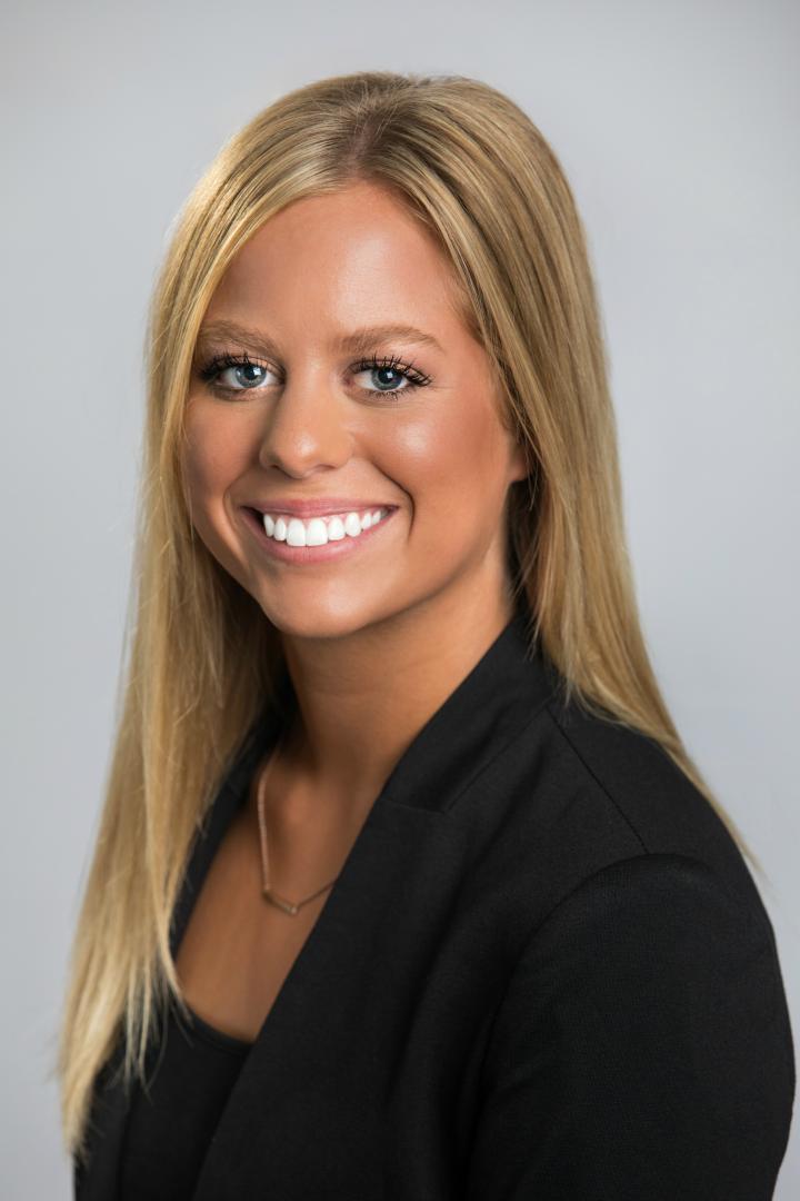 Anna Bates