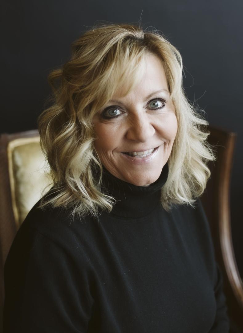 Lisa Kuhl