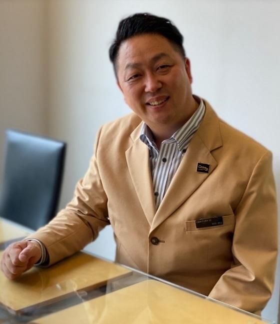 末田 博士