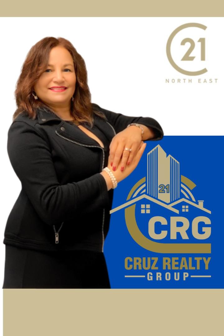 Elizabeth Cruz