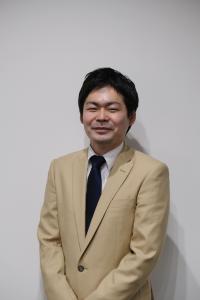 弓場 友彬