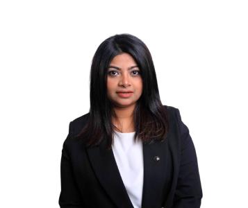 Farzana  Yen