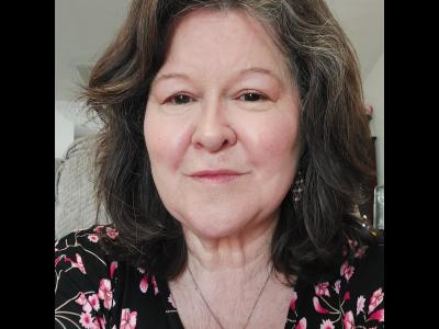 Lois Lyon