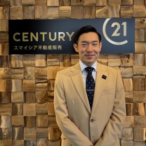 越賀 秀亮