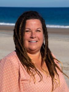 Traci Robertson