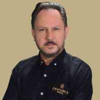 Eduardo Alberto León Salvatierra