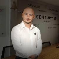 Carlos Eduardo Flores Arellano