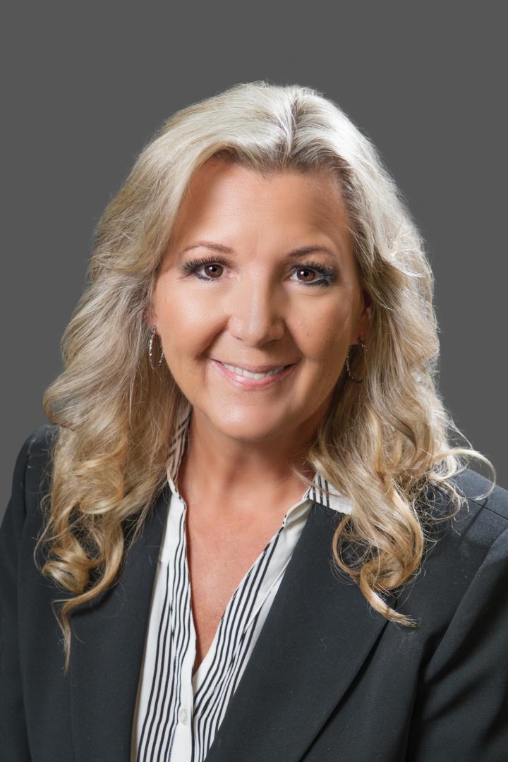 Justine St Arnaud