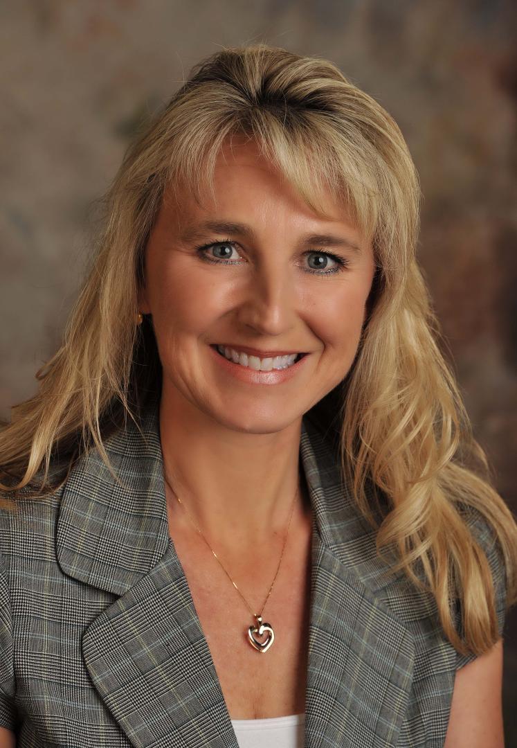 Suzie Mills