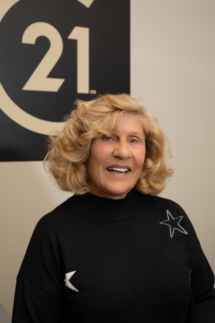 Carolyn Mellander