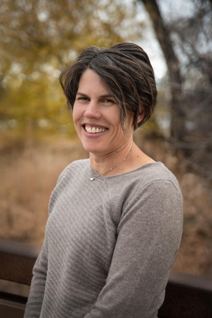 Suzanne Dean