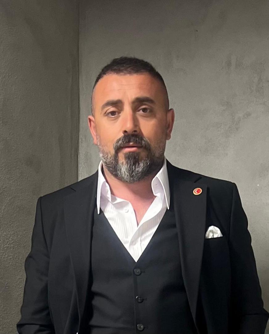 Zikri Özbek