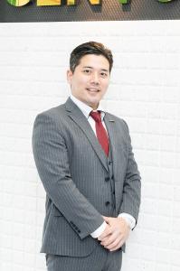 藤原 亮