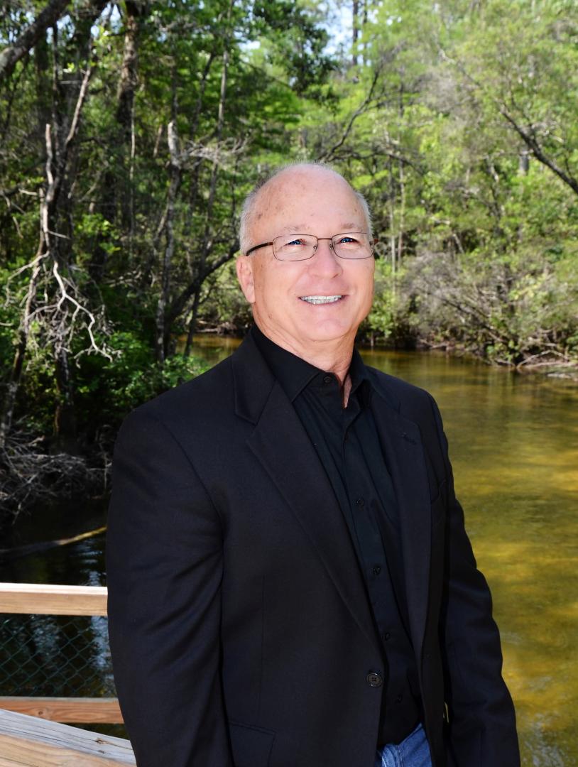 Kenneth Wright