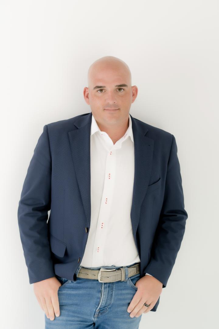 Nicholas Maria