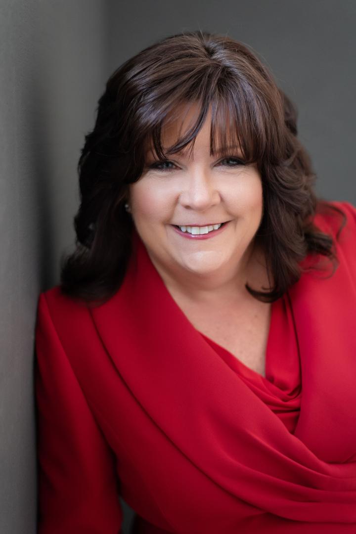 Elizabeth Schultz