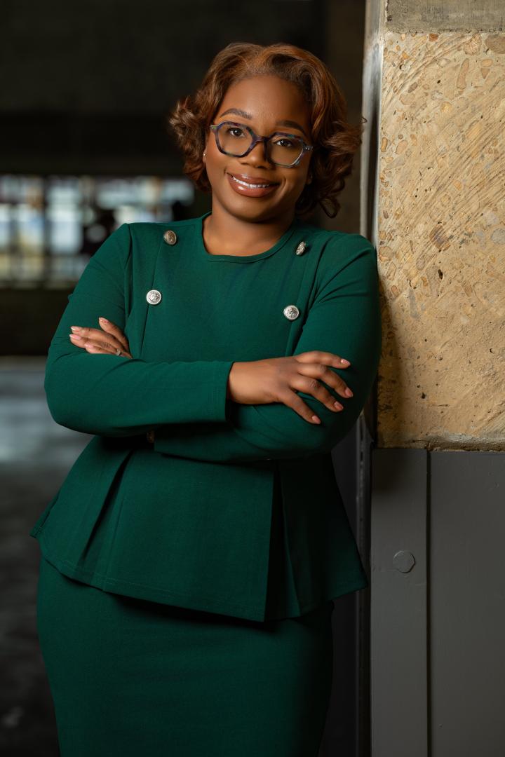 Taneisha Lomax