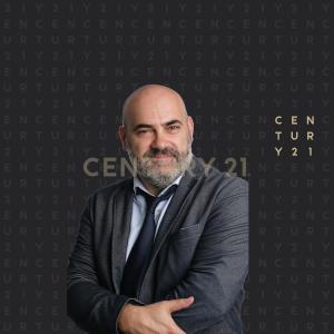 Luca Rebonato