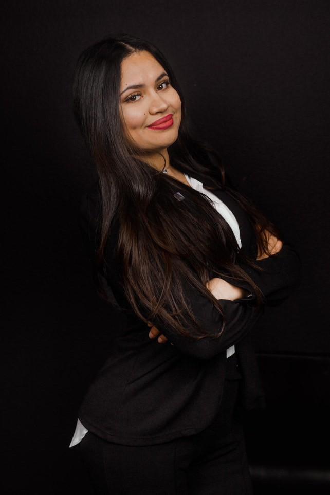 Angela Bueso