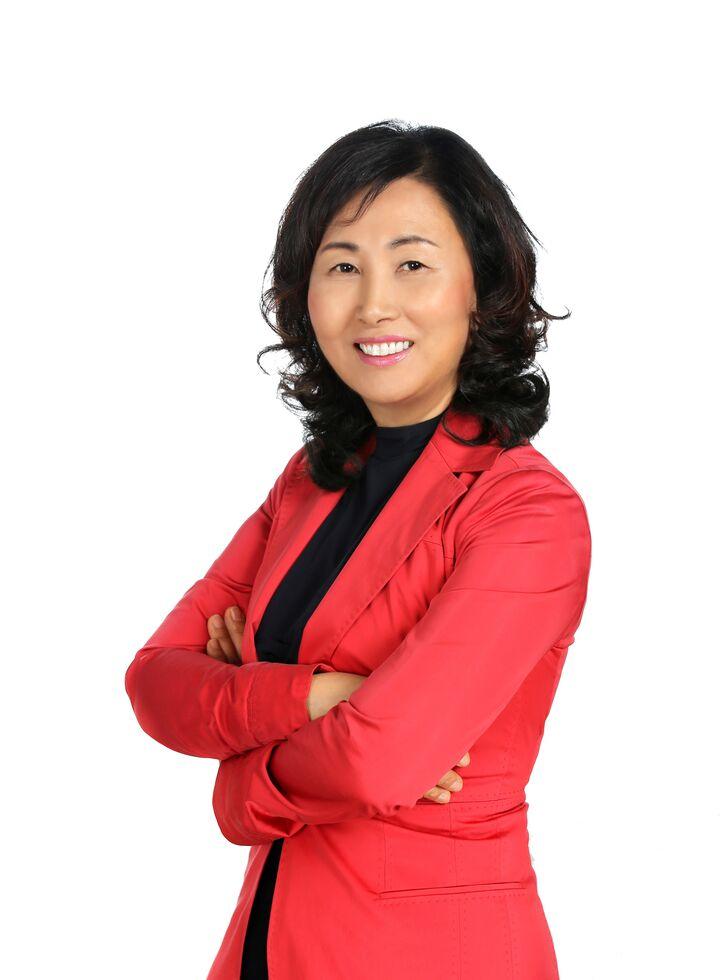 Annie Lee