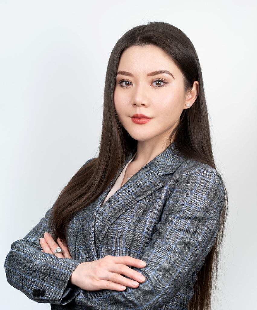 Eva Shi