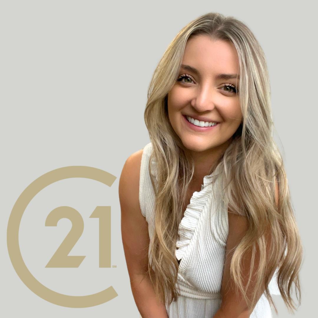 Hayley CG