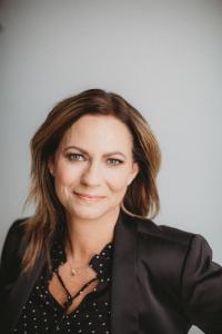 Lisa Mueller