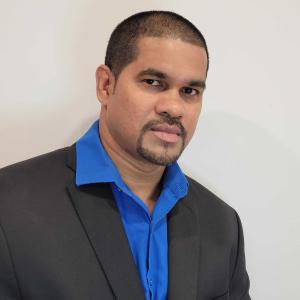 Moneer Khan