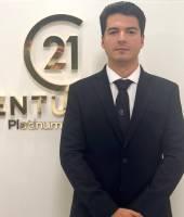 Oscar de León Salazar