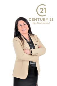 Mualla Arzu Günsur