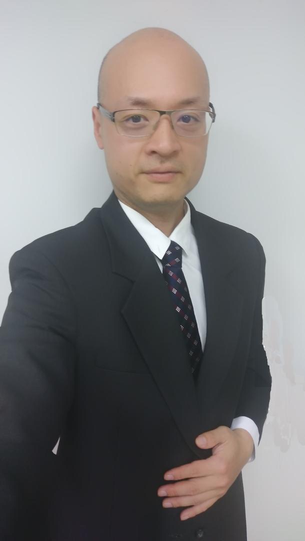 王明強 
