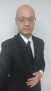 王明強 