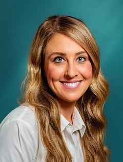 Alexandra Lang