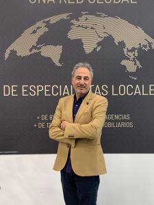 JAVIER ECHEVERRIA GAMAZO