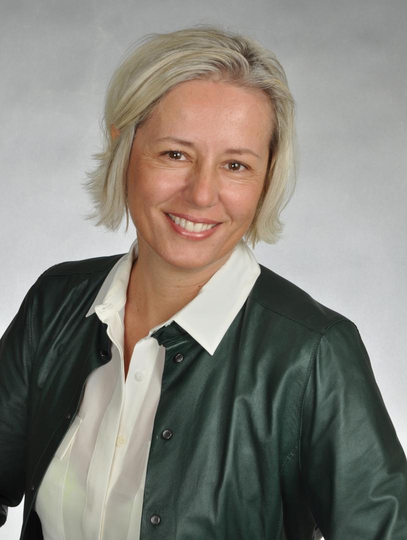 Esther Lennox