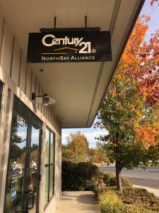 CENTURY 21 Epic