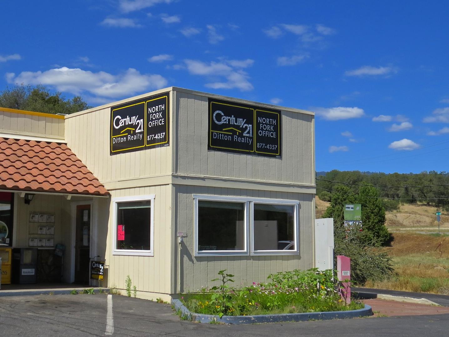CENTURY 21 Ditton Realty