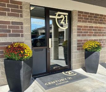 CENTURY 21 Preferred