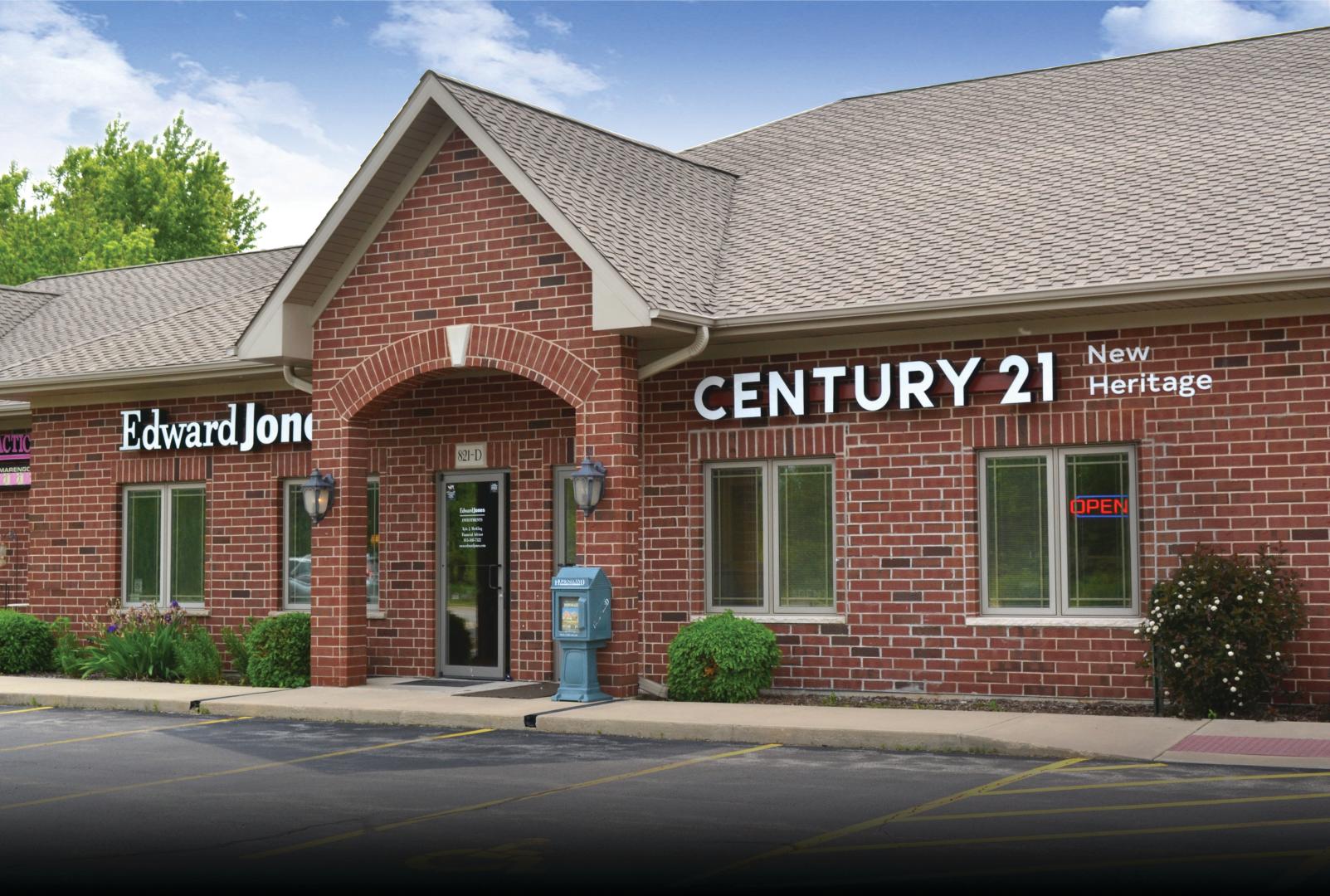 CENTURY 21 New Heritage