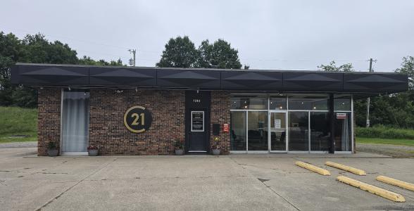 CENTURY 21 Crossroads