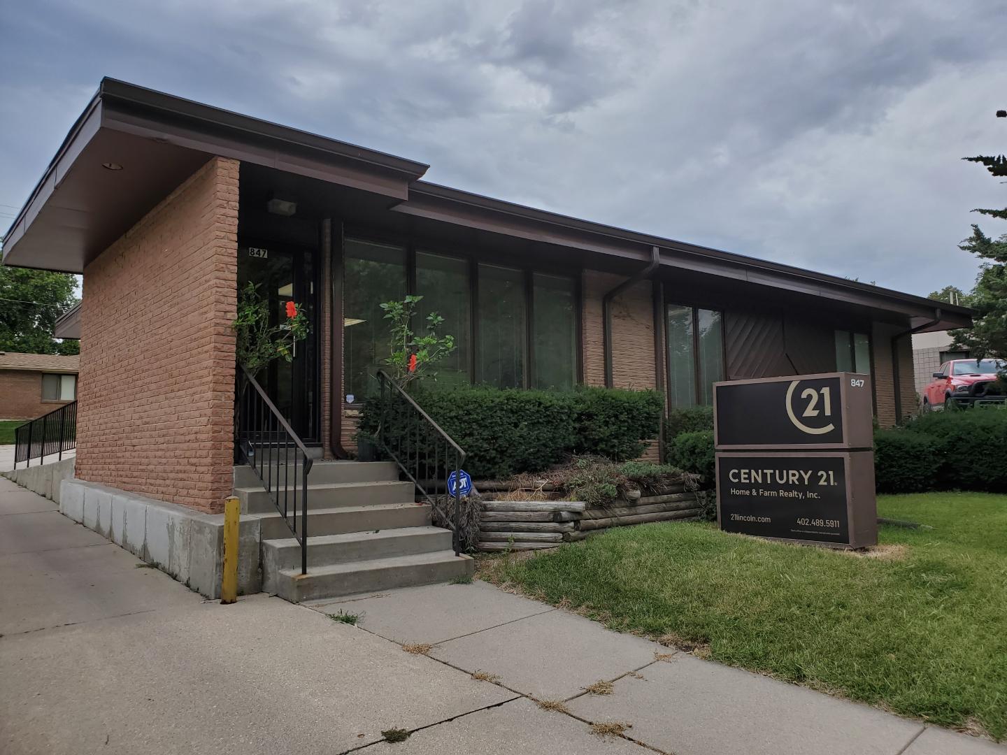 CENTURY 21 Home & Farm Realty, Inc.