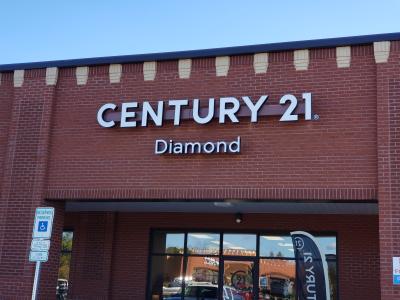 CENTURY 21 Diamond Real Estate